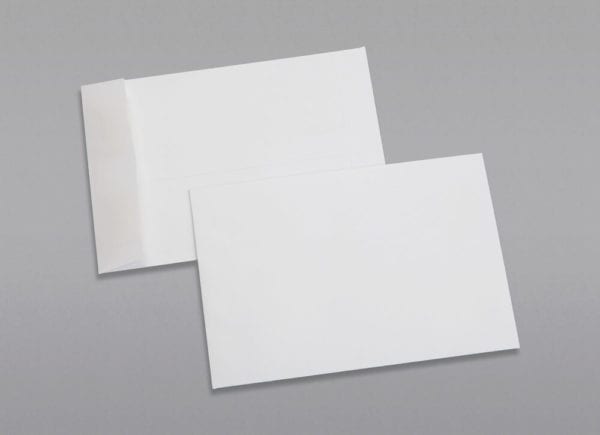 Front and back of a 6 X 9 Catalog Envelope 24# White Wove with Regular Gum